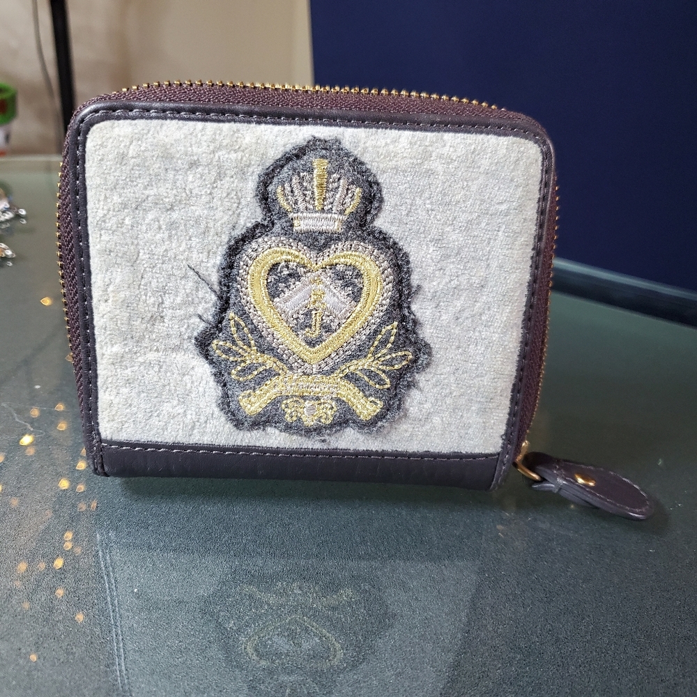 Juicy couture